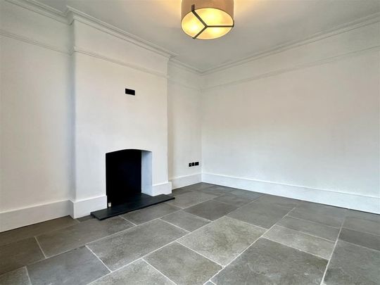 Monyash Road, Bakewell - Photo 1