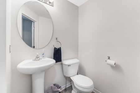 For Lease - 961 Cummings Avenue, Cyrville - Carson Grove - Pineview, Ontario - Photo 4