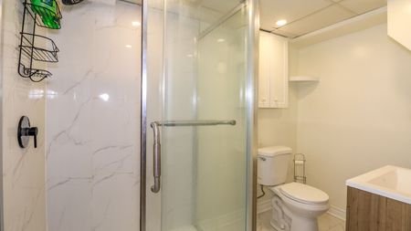For Lease - 182 KOZLOV Street, Barrie, Ontario - Photo 3
