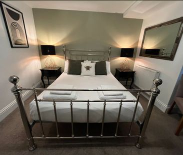 Room in a Shared House, Madeira Place, BN2 - Photo 2