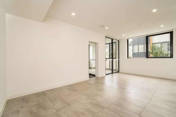 Dee Why, 201/23 Pacific Parade - Photo 1