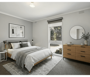 Cosy Family Home with a Big Backyard in the Heart of Langwarrin - Photo 2