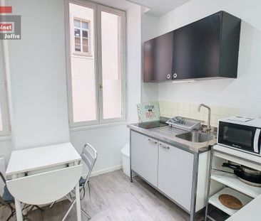 Location Appartement 1 pièce 15m² FONTAINEBLEAU 77300 - Photo 4