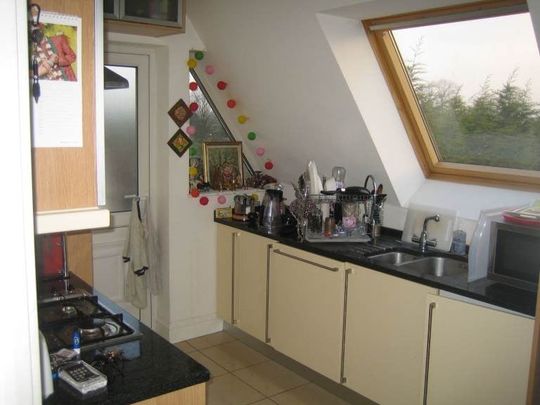 Room in a Shared Flat, Collingwood Court, NW4 - Photo 1