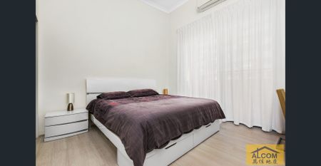 Blissfully Quiet Near New Apartment in Hurstville Times Plaza - Photo 3