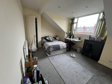 5 bedroom terraced house to rent - Photo 5
