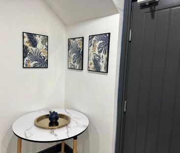 5 bedroom terraced house to rent - Photo 5