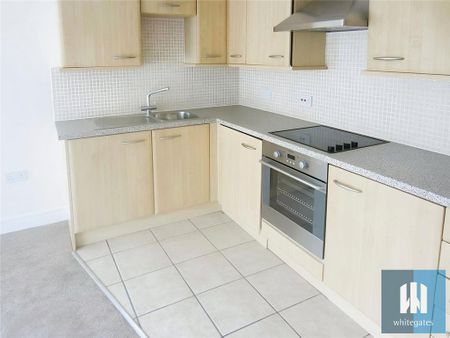 2 bedroom apartment to rent - Photo 2