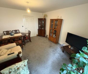 3 bedroom townhouse to rent - Photo 2