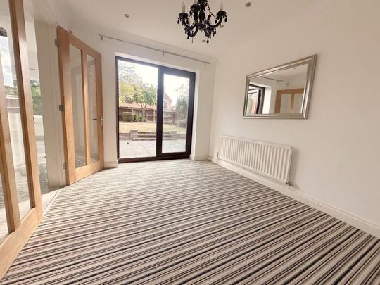4 bedroom detached house to rent - Photo 1