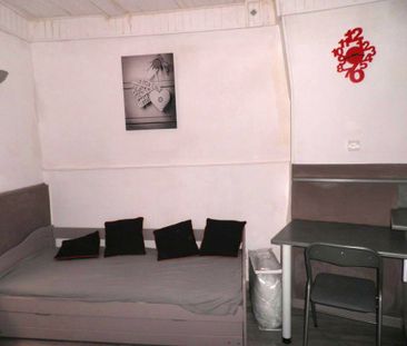 Location Appartement 1 pièce 13m² - Photo 1