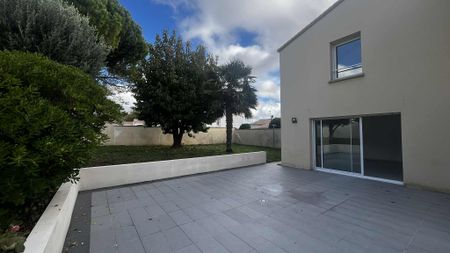 Maison 106.89 m² - 4 Pièces - Niort (79000) - Photo 4