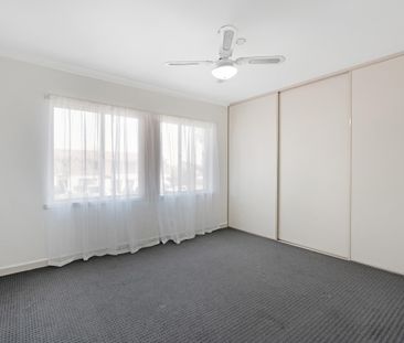 9C Shalford Way - Photo 1