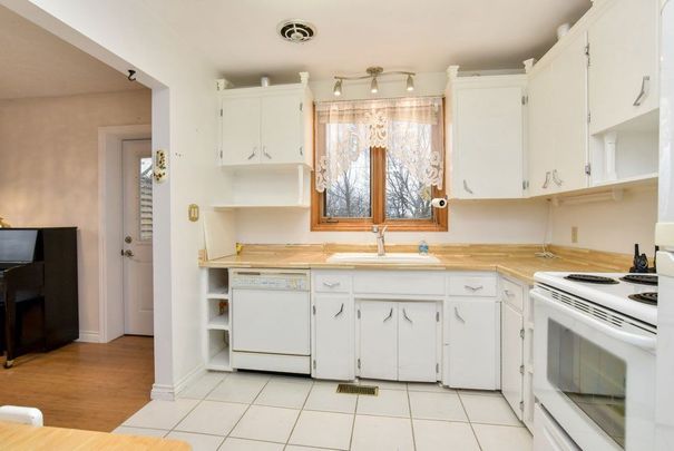 For Lease - 18A Elm Street, New Tecumseth, Ontario - Photo 1