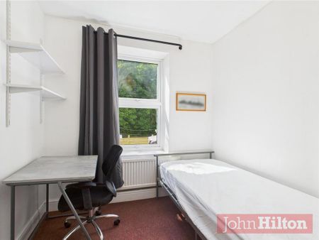 7 bedroom terraced house to rent - Photo 3