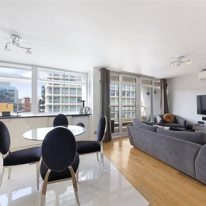 2 bedroom flat to rent - Photo 1