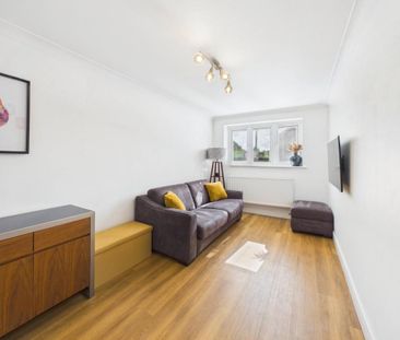 5 bedroom detached house to rent - Photo 1