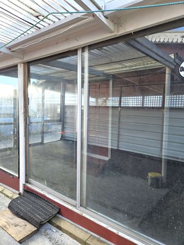 2 Bedrooms, Northcross - Photo 4