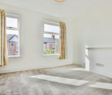 2 bedroom terraced house to rent - Photo 4
