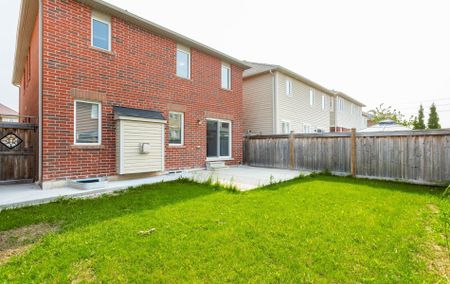 For Lease - 261 Gleave ( Upper Level) Terrace, Milton, Ontario - Photo 5