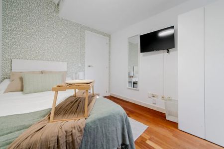 Calle de Ana de Austria, Madrid, Community of Madrid 28050 - Photo 2