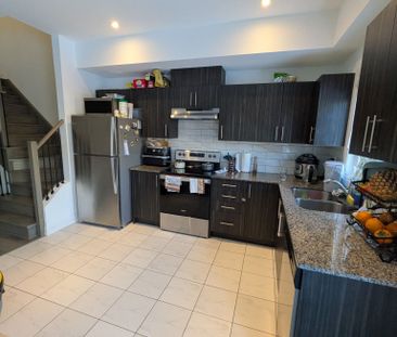 For Lease - 88 Fairlane Avenue, Barrie, Ontario - Photo 2