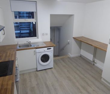 Apt 2, 84 Fitzroy Avenue, BT71HX, Belfast - Photo 6