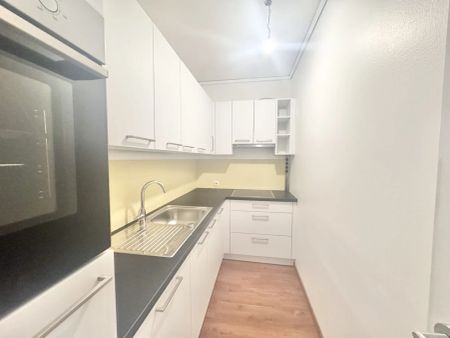 Sonnige 2-Zimmer-Wohnung mit Balkon in der Terrassenhaussiedlung, Graz - Photo 5