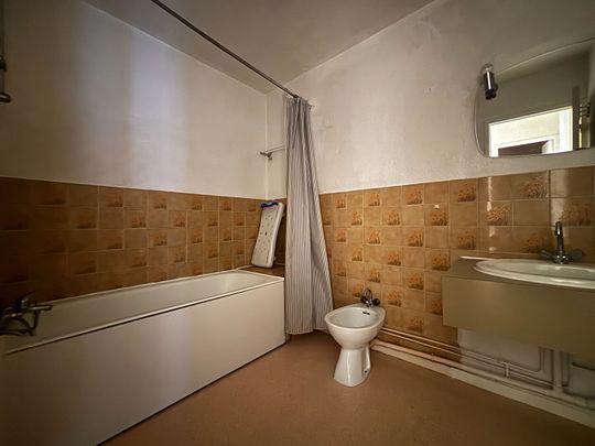 Appartement Mont de Marsan 4 pièces 81.46 m2, - Photo 1