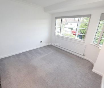 4 bedroom semi-detached house to rent - Photo 5