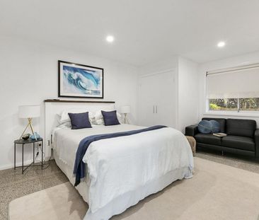 Fully-Furnished Executive Apartment - Ocean Views - Photo 5