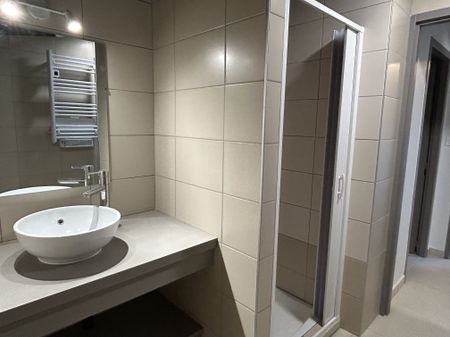 Location Maison 4 pièces 90m² NERAC 47600 - Photo 3