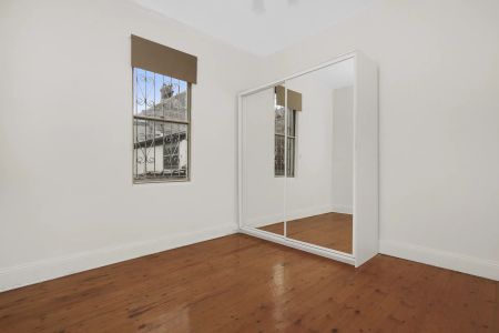 IDEALLY POSITIONED HOME IN NORTH RANDWICK POCKET - Photo 4