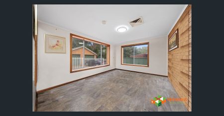 Modern Simplicity Meets Family Warmth! - Photo 2