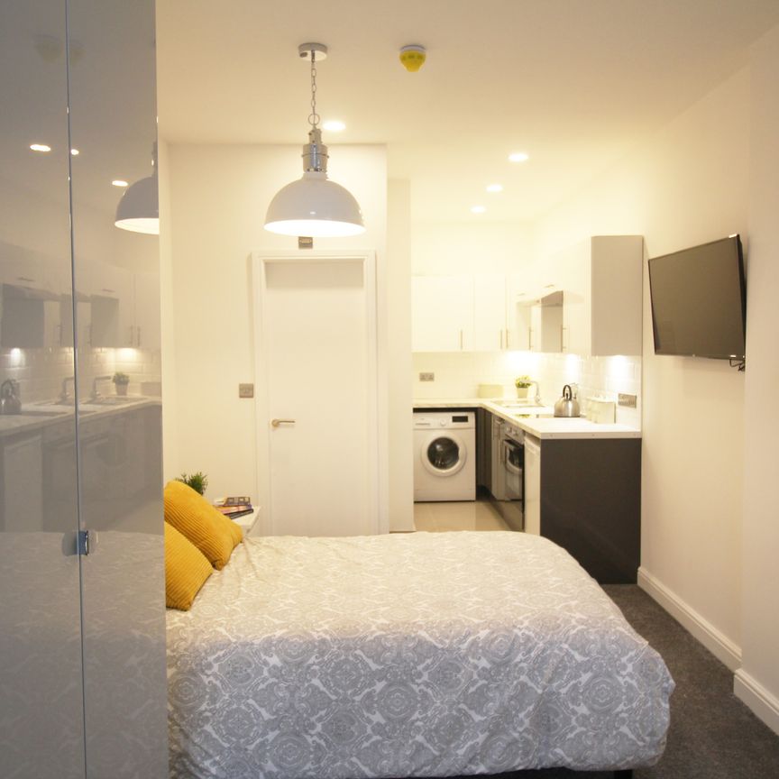 Flat 1C, 22 Kelso Road, LS2 9PR, Leeds - Photo 1