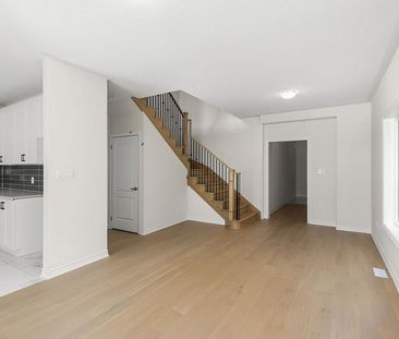 For Lease - 106 Palace Street, Thorold, Ontario - Photo 3