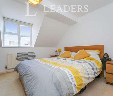 Furlong Lane, Bishops Cleeve, Cheltenham, GL52 - Photo 6