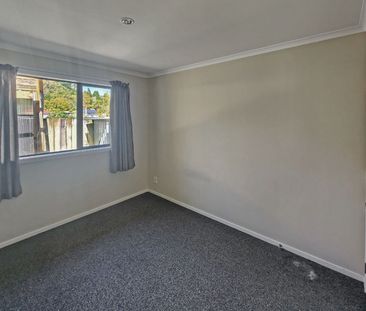 Stokes Valley Living - Photo 1