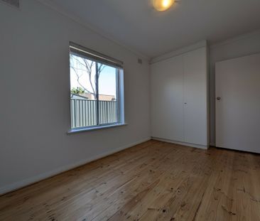 Charming, Renovated and Homely. - Photo 3