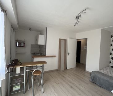 Location Appartement 1 pièce 25m² POITIERS 86000 - Photo 4