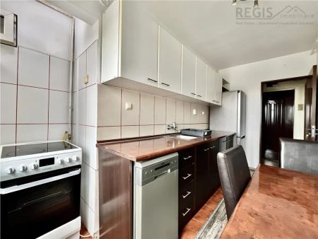 Apartament Decomandat cu 2 Camere in Astra de Inchiriat - Photo 3