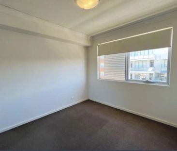 MODERN TWO BEDROOM UNIT - Photo 3