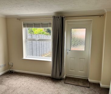 2 Bed Terraced House, Hawksworth Drive, CV1 - Photo 3