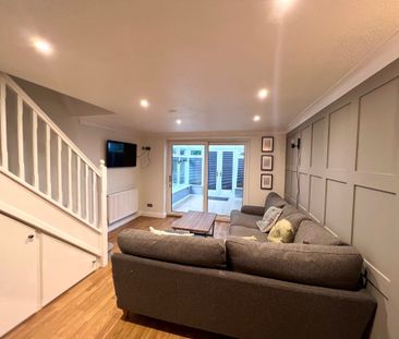 Jubilee Court - Photo 2