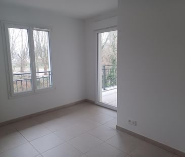 location Appartement T3 DE 62.57m² À COGOLIN - Photo 2