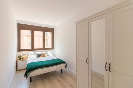 Carrer dels Salvador, Barcelona, Catalonia 08001 - Photo 5