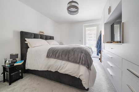 2 bedroom apartment to rent - Photo 4