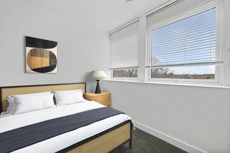 Oundle Road - Photo 3