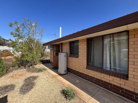 6/70 Main Street, Port Augusta - Photo 4