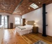 1 bedroom mews to rent - Photo 1